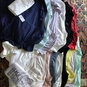 16 Gap tee shirts 5 are  NWT